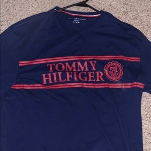 Tommy Hilfiger t shirt